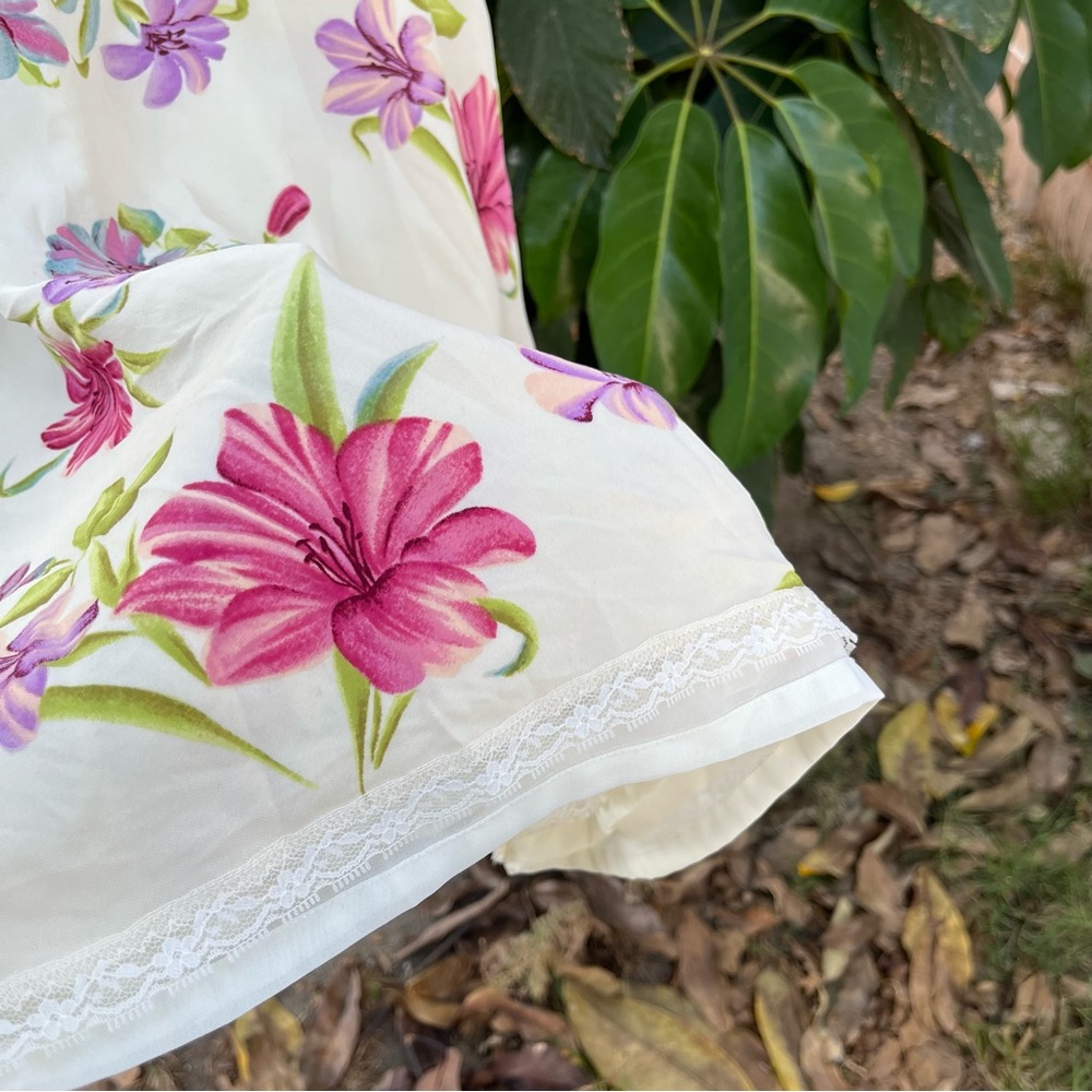Pastel yellow floral dress ! - Picture 3 of 6